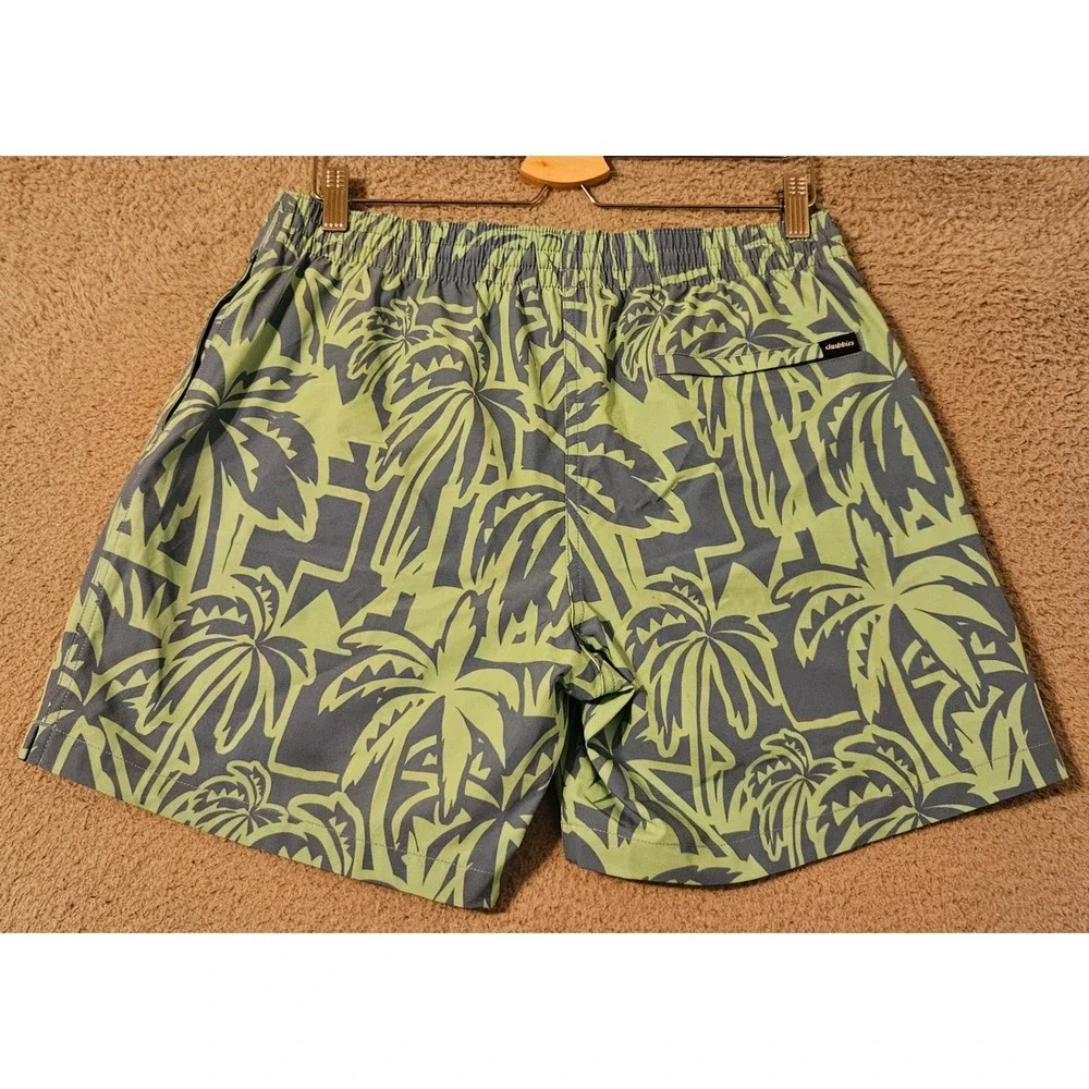 Chubbies Mens Swim Trunks Large Green Blue Palm Tree Tropical 5.5 Inseam Shorts